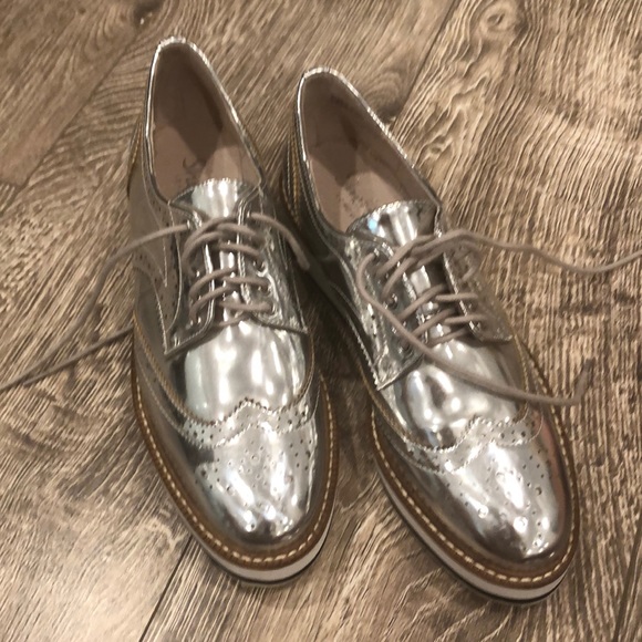 Shoes - Zara Sneakers